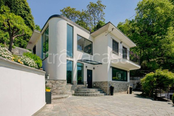 casa indipendente in vendita a Torino in zona Madonna del Pilone