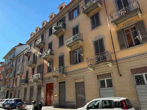 appartamento in vendita a Torino in zona San Salvario
