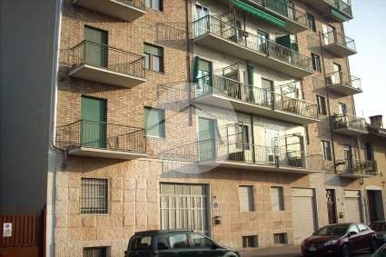 appartamento in vendita a Torino in zona Lingotto