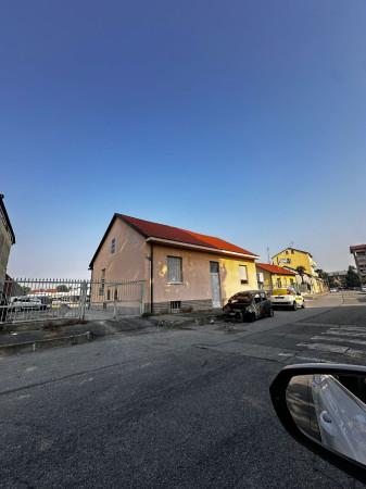 casa indipendente in vendita a Torino in zona Barca