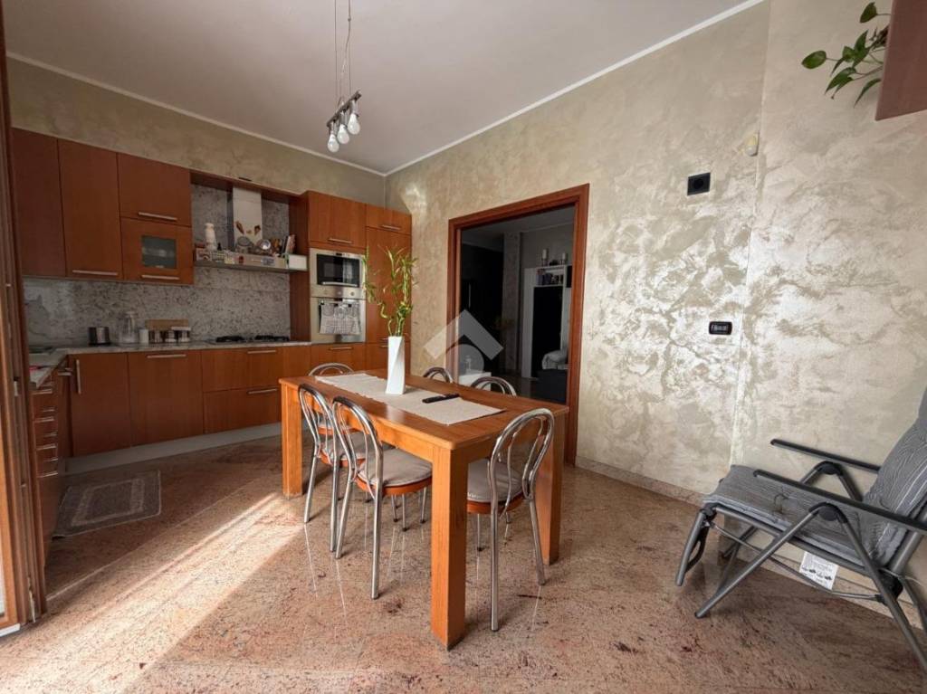 appartamento in vendita a Torino in zona Regio Parco