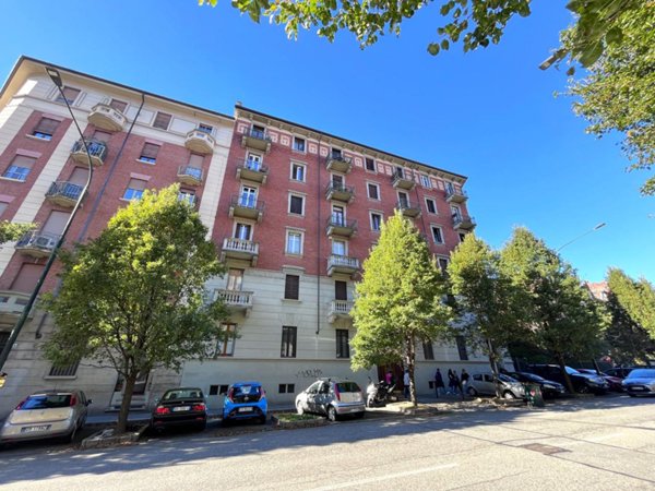 appartamento in vendita a Torino in zona Millefonti