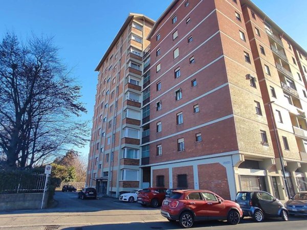 appartamento in vendita a Torino in zona Mirafiori Sud