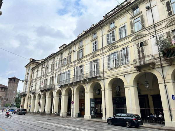 appartamento in vendita a Torino in zona Centro Storico
