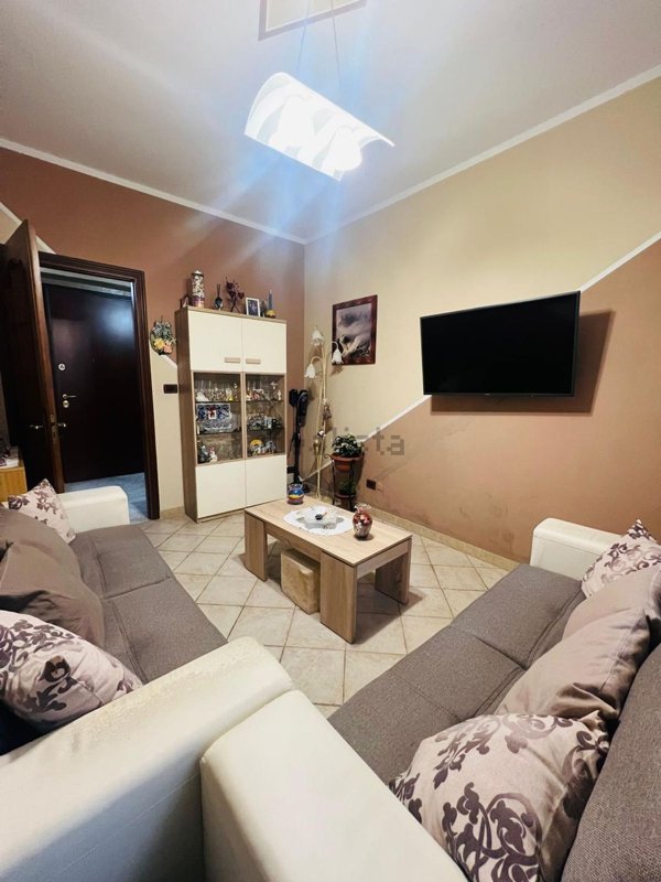 appartamento in vendita a Torino in zona Borgata Vittoria