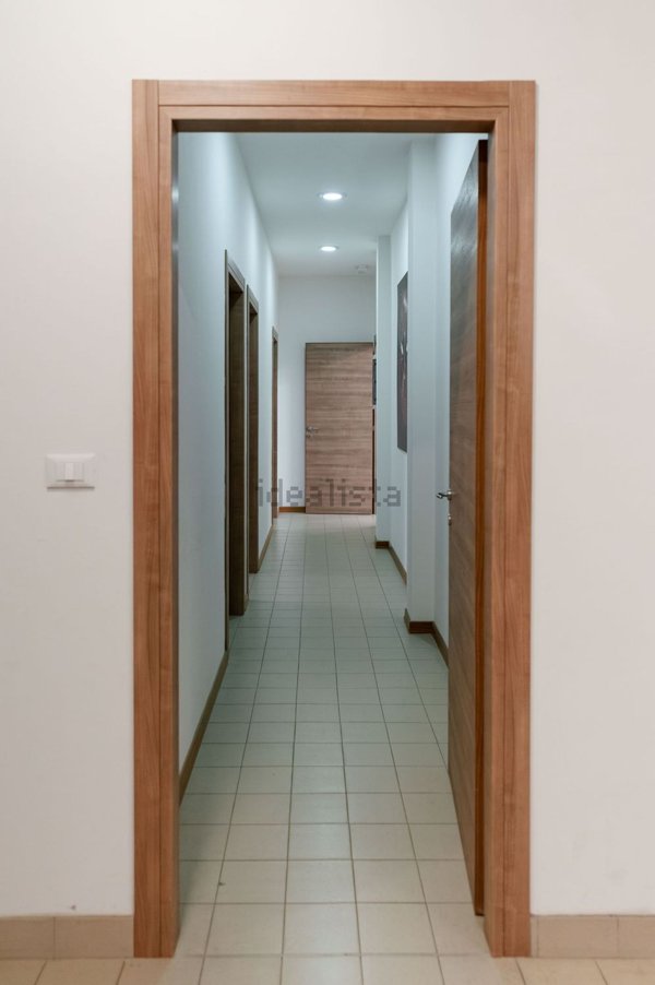 locale commerciale in vendita a Torino in zona Filadelfia