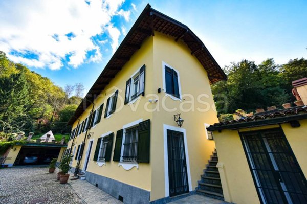 casa indipendente in vendita a Torino in zona Rosa