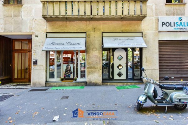 negozio in vendita a Torino in zona San Donato
