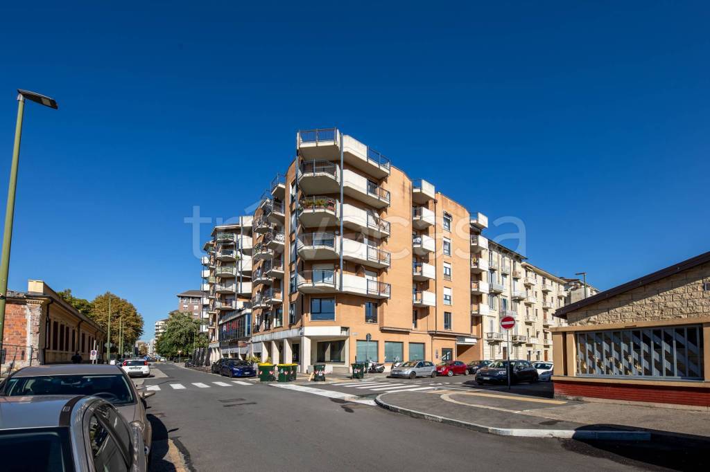 appartamento in vendita a Torino in zona Cenisia