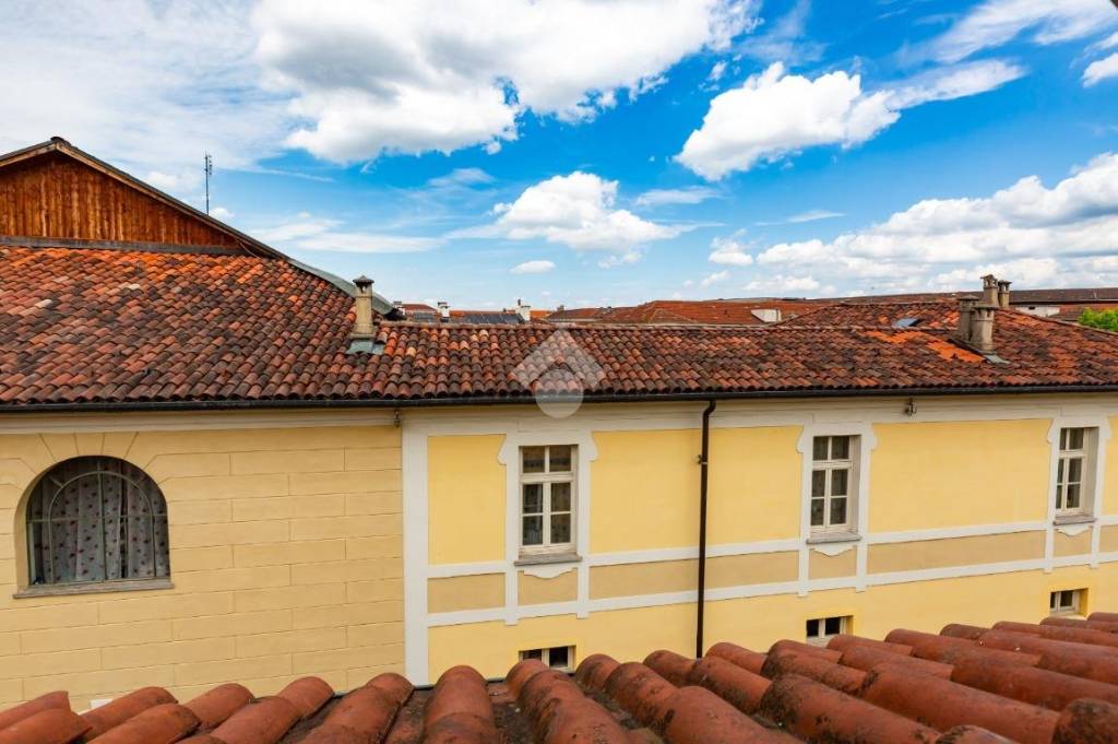 appartamento in vendita a Torino in zona Aurora