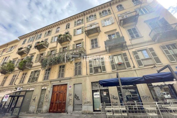 appartamento in vendita a Torino in zona San Salvario