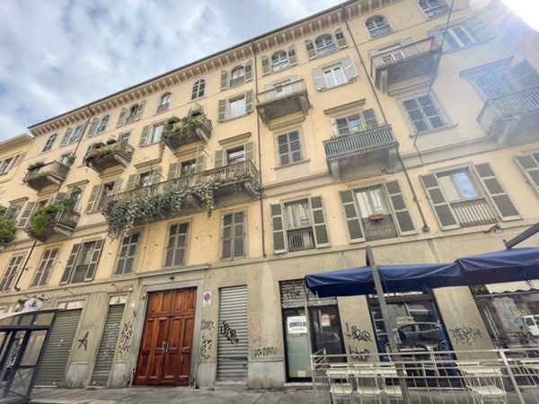 appartamento in vendita a Torino in zona San Salvario