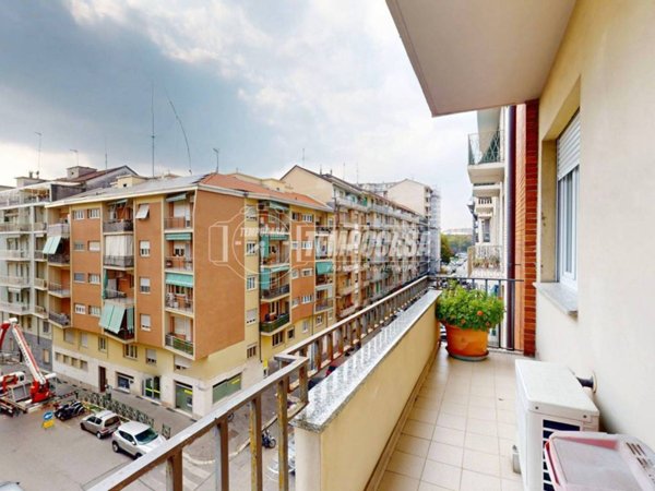 appartamento in vendita a Torino in zona Santa Rita