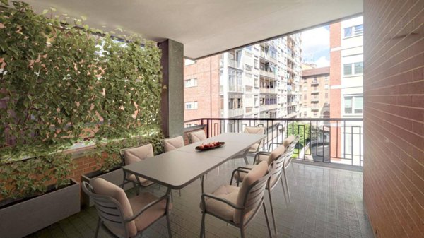 appartamento in vendita a Torino in zona Cit Turin