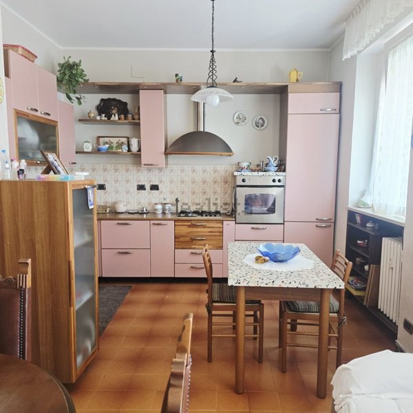 appartamento in vendita a Torino in zona Borgata Vittoria