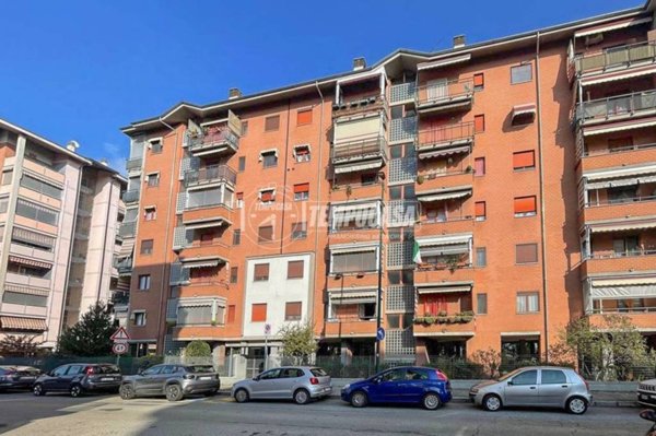 appartamento in vendita a Torino in zona Falchera