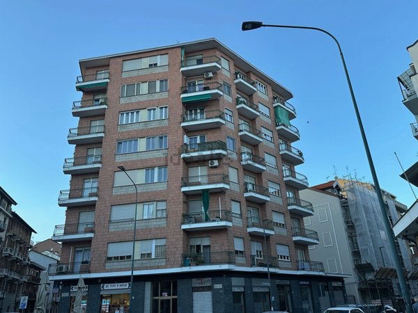 appartamento in vendita a Torino in zona Borgata Vittoria