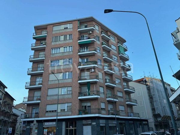 appartamento in vendita a Torino in zona Borgata Vittoria