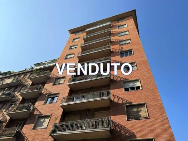 appartamento in vendita a Torino in zona Santa Rita