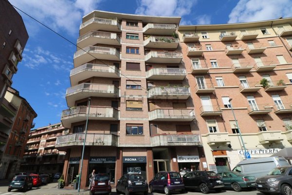 appartamento in vendita a Torino in zona Cenisia