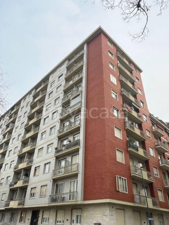 appartamento in vendita a Torino in zona Santa Rita