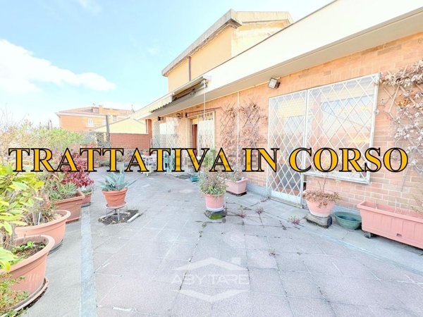 appartamento in vendita a Torino in zona Santa Rita