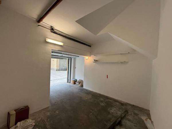 negozio in vendita a Torino in zona Borgo San Paolo