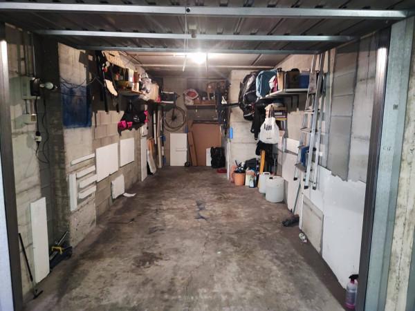 negozio in vendita a Torino in zona Parella