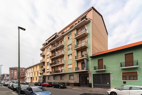 appartamento in vendita a Torino in zona Lucento