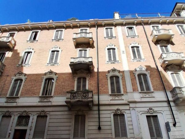 appartamento in vendita a Torino in zona Cit Turin