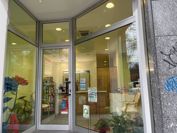 negozio in vendita a Torino in zona Vanchiglia