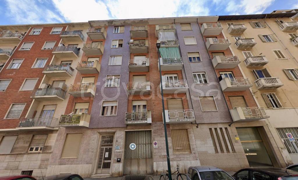 appartamento in vendita a Torino in zona Borgata Vittoria