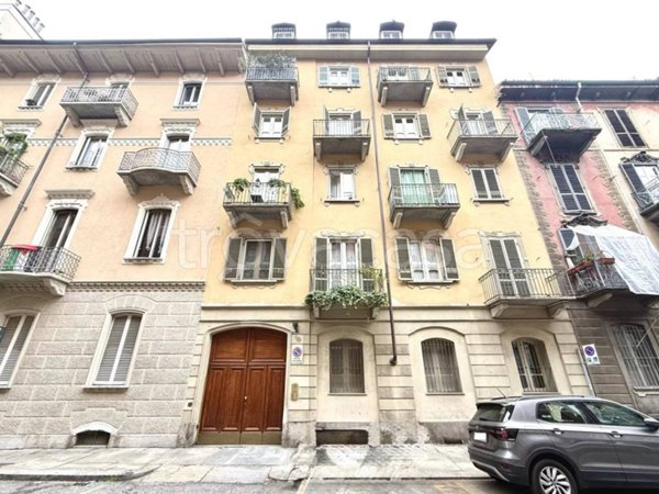 appartamento in vendita a Torino in zona San Salvario