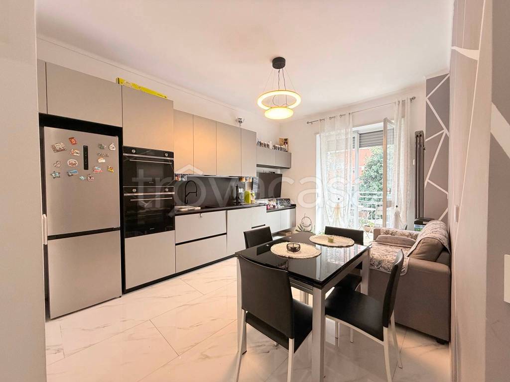 appartamento in vendita a Torino in zona Millefonti