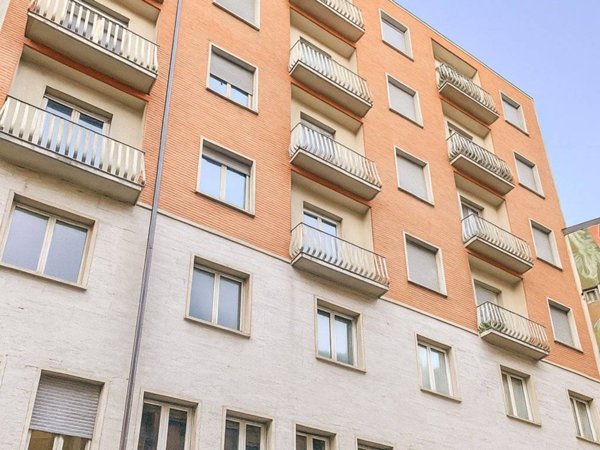 locale di sgombero in vendita a Torino