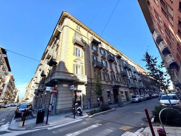 appartamento in vendita a Torino in zona Crocetta