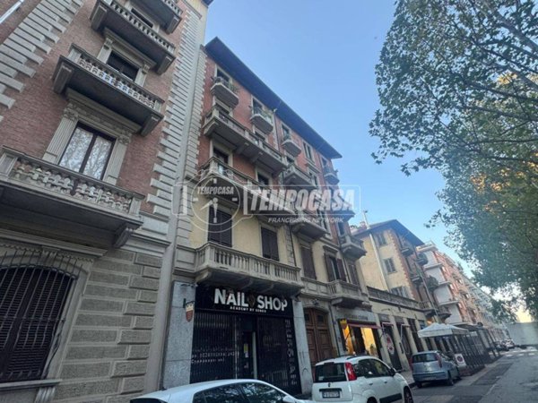 negozio in vendita a Torino in zona San Salvario