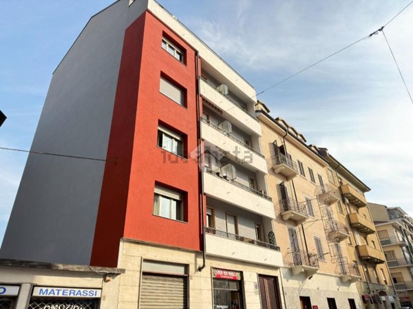 appartamento in vendita a Torino in zona Parella