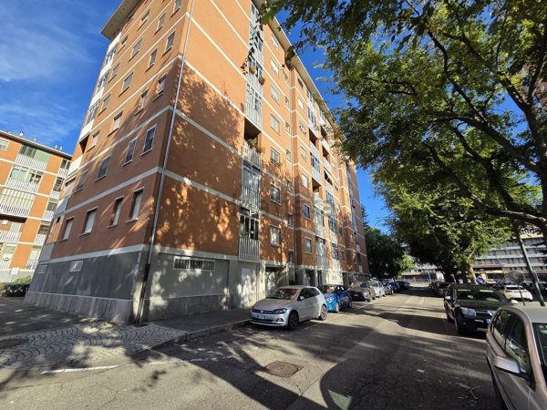 appartamento in vendita a Torino in zona Mirafiori Sud