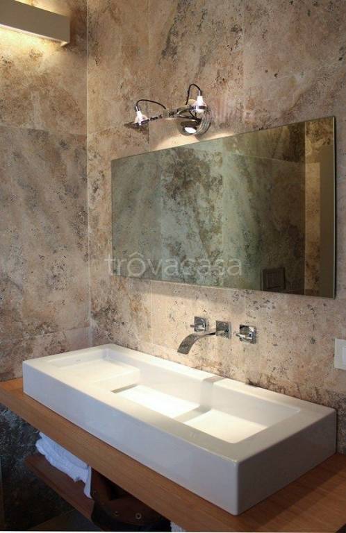 appartamento in vendita a Torino in zona Campidoglio