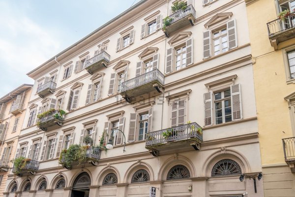 appartamento in vendita a Torino in zona Centro Storico