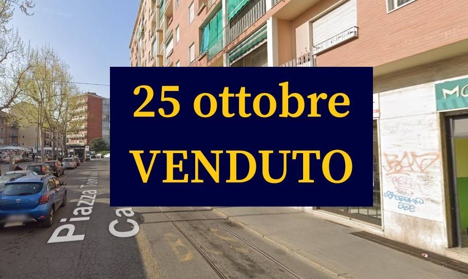 negozio in vendita a Torino in zona Parella