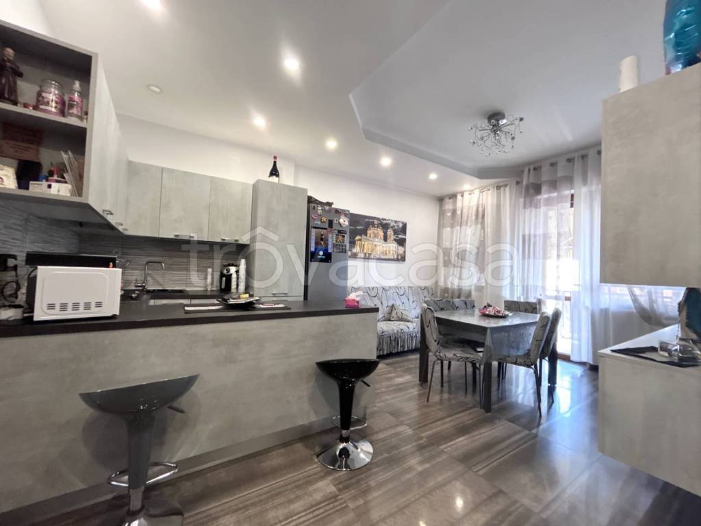 appartamento in vendita a Torino in zona Rebaudengo