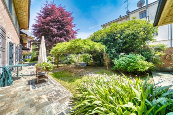 casa indipendente in vendita a Torino in zona Parella