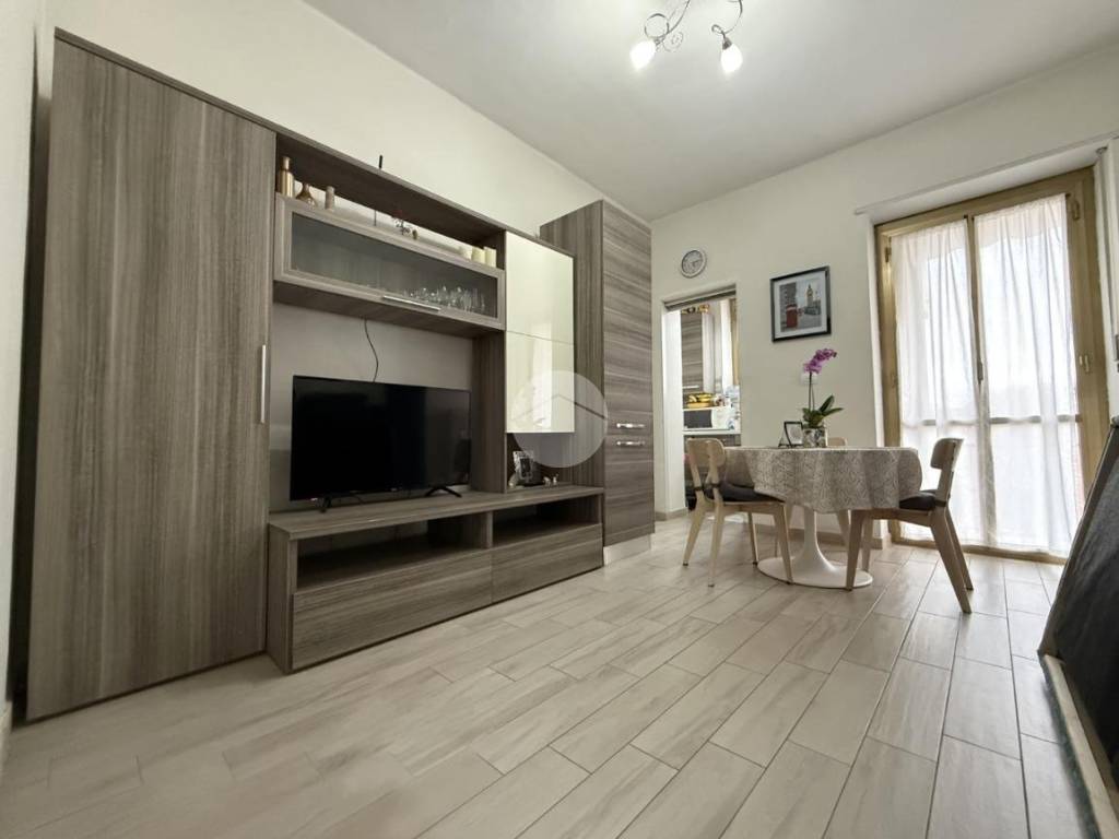 appartamento in vendita a Torino in zona Borgata Vittoria