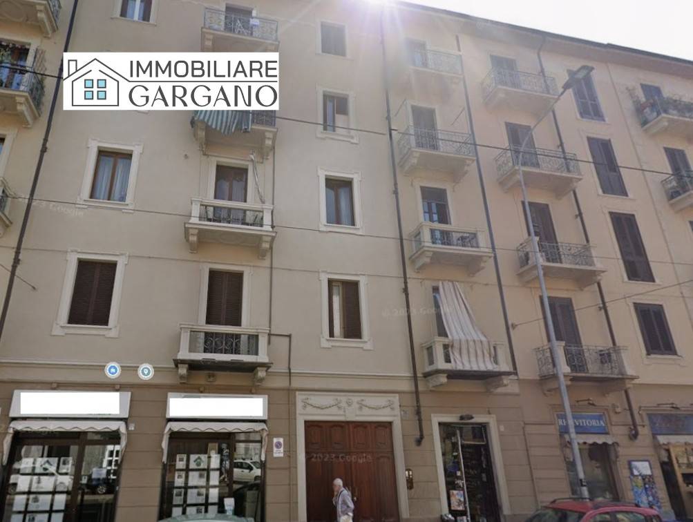 locale commerciale in vendita a Torino in zona Aurora