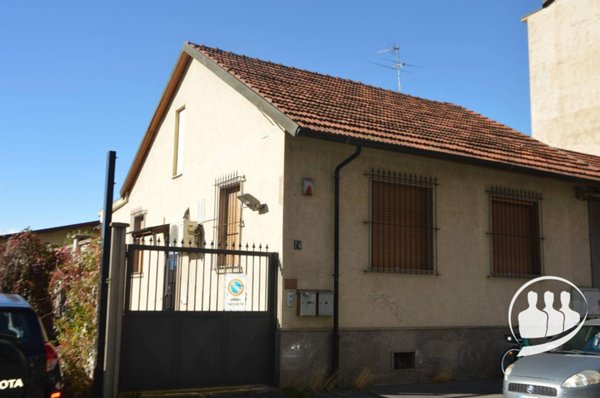 casa indipendente in vendita a Torino in zona Pozzo Strada