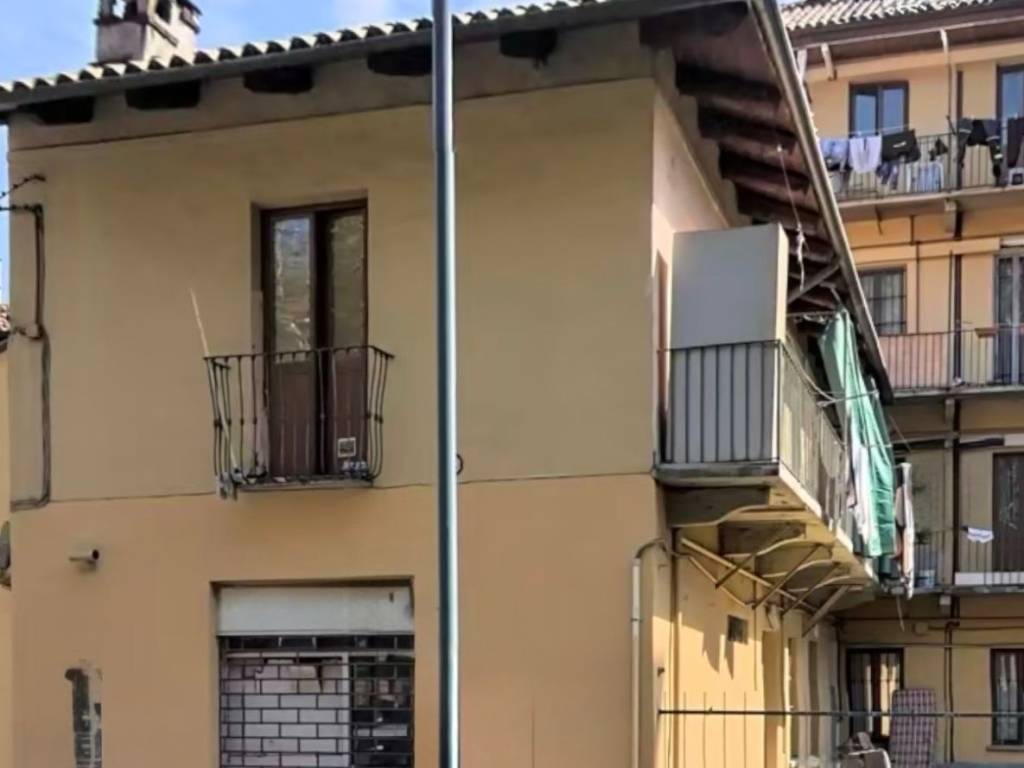 negozio in vendita a Torino in zona Aurora