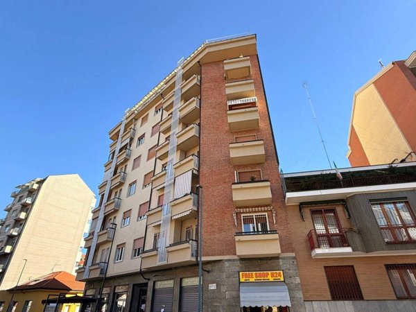 appartamento in vendita a Torino in zona Pozzo Strada
