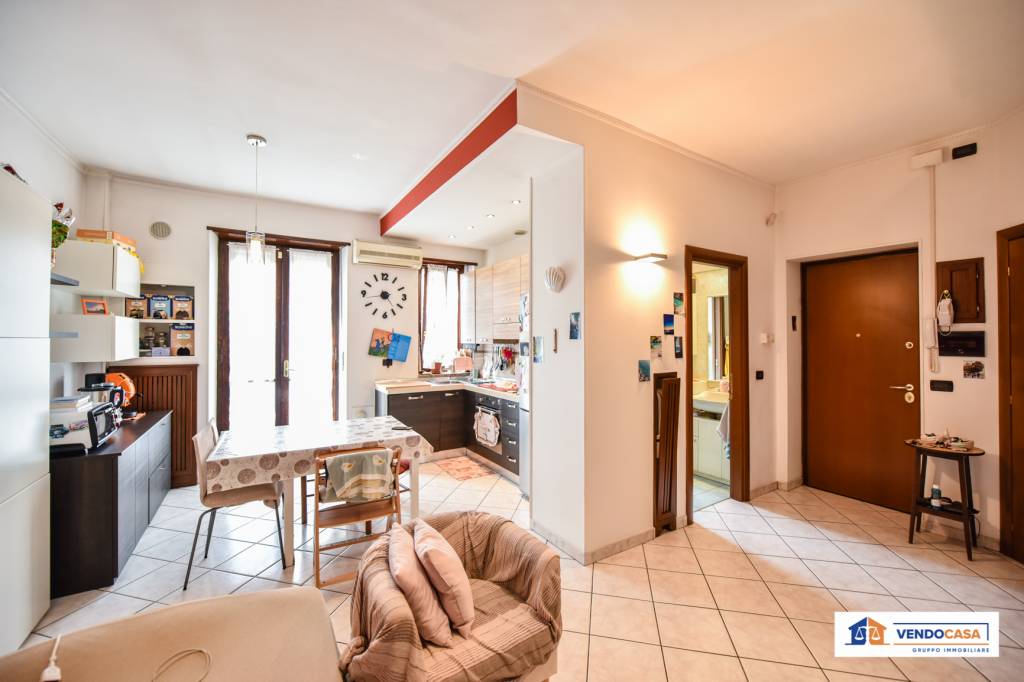 appartamento in vendita a Torino in zona Santa Rita